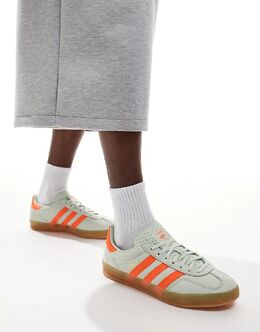 Adidas Originals: Светлые кроссовки 