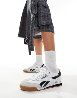 Reebok: Белые кроссовки 