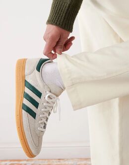 Adidas Originals: Кроссовки 