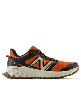 New Balance: Оранжевые кроссовки 