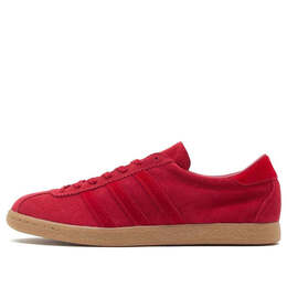Adidas: Красные кроссовки 