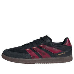 Adidas: Чёрные кроссовки  Predator