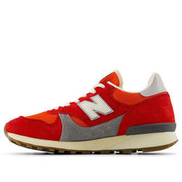 New Balance: Красные кроссовки 