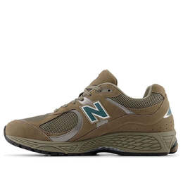 New Balance: Коричневые кроссовки  2002R