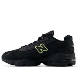 New Balance: Чёрные кроссовки 