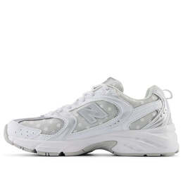 New Balance: Белые кроссовки  530