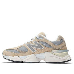 New Balance: Бежевые кроссовки  9060