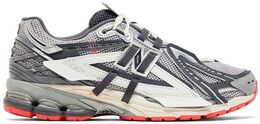 New Balance: Красные кроссовки 