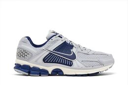 Nike: Серые кроссовки  Air Zoom