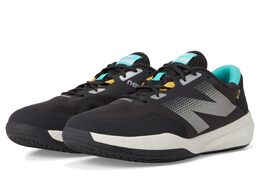 New Balance: Чёрные кроссовки  FuelCell