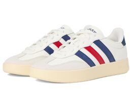 Adidas: Белые кроссовки 