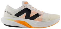New Balance: Кроссовки  FuelCell