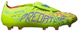 Adidas: Зелёные кроссовки  Predator