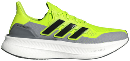 Adidas: Зелёные кроссовки  UltraBoost