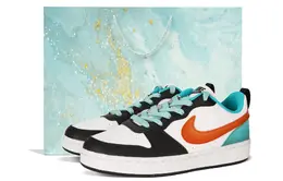 Nike: Зелёные кроссовки  Court