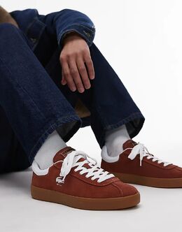 Lacoste: Коричневые кроссовки 