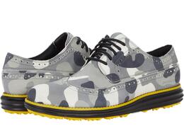 Cole Haan: Серые кроссовки 