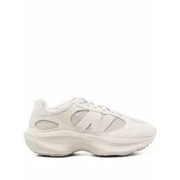 New Balance: Серые кроссовки 