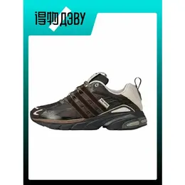 adidas: Зелёные кроссовки 