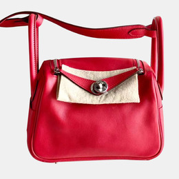 Hermes: Красная сумка через плечо 