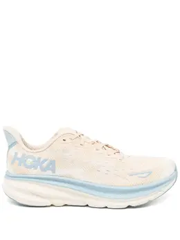 HOKA: Светлые кроссовки 