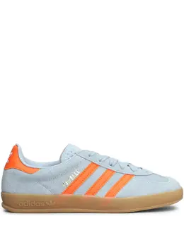 adidas: Светлые кроссовки  Gazelle
