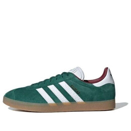 Adidas: Зелёные кроссовки 