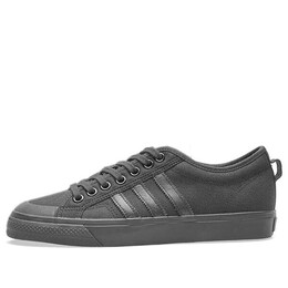 Adidas: Чёрные кроссовки  Nizza