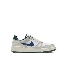 NIKE: Белые кроссовки 