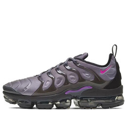 Nike: Серые кроссовки  Air Vapormax Plus