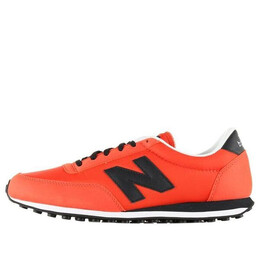 New Balance: Красные кроссовки 