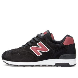 New Balance: Красные кроссовки 