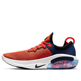 Nike: Оранжевые кроссовки  Flyknit