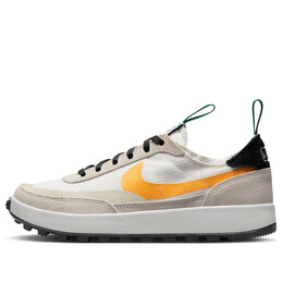 Nike: Белые кроссовки 