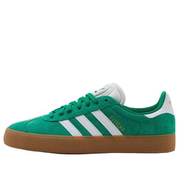 Adidas: Зелёные кроссовки  Gazelle