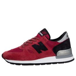 New Balance: Красные кроссовки 