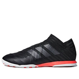 Adidas: Чёрные кроссовки  Nemeziz Tango 17