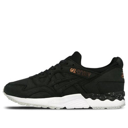 Asics: Чёрные кроссовки 