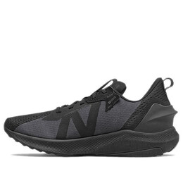 New Balance: Чёрные кроссовки  FuelCell Propel RMX