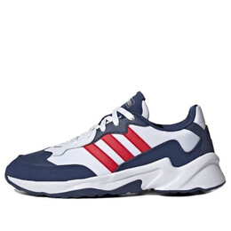 Adidas: Белые кроссовки 