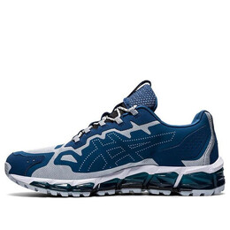 Asics: Серые кроссовки 