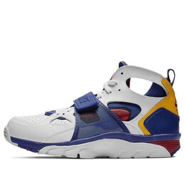 Nike: Красные кроссовки  Huarache