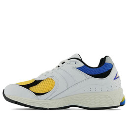 New Balance: Белые кроссовки 