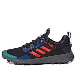 Adidas: Чёрные кроссовки  Terrex