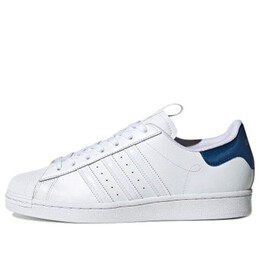 Adidas: Белые кроссовки 