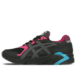 Asics: Чёрные кроссовки 