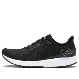 New Balance: Чёрные кроссовки 