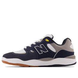 New Balance: Синие кроссовки  1010