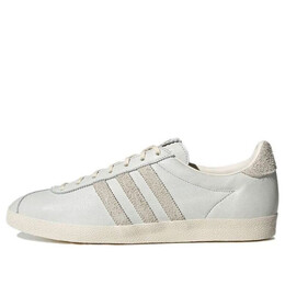 Adidas: Серые кроссовки  Gazelle