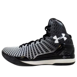 Under Armour: Чёрные кроссовки 